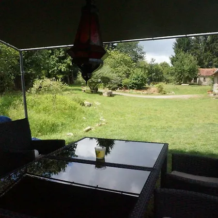 Couette-café Maison Du 3*