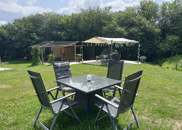 Maison Du Bed & Breakfast